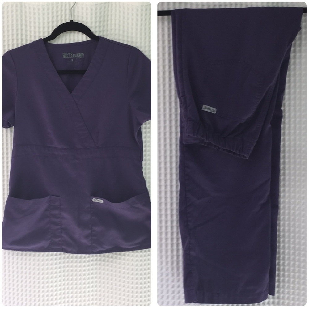 Grey’s Anatomy Scrub Set- Purple